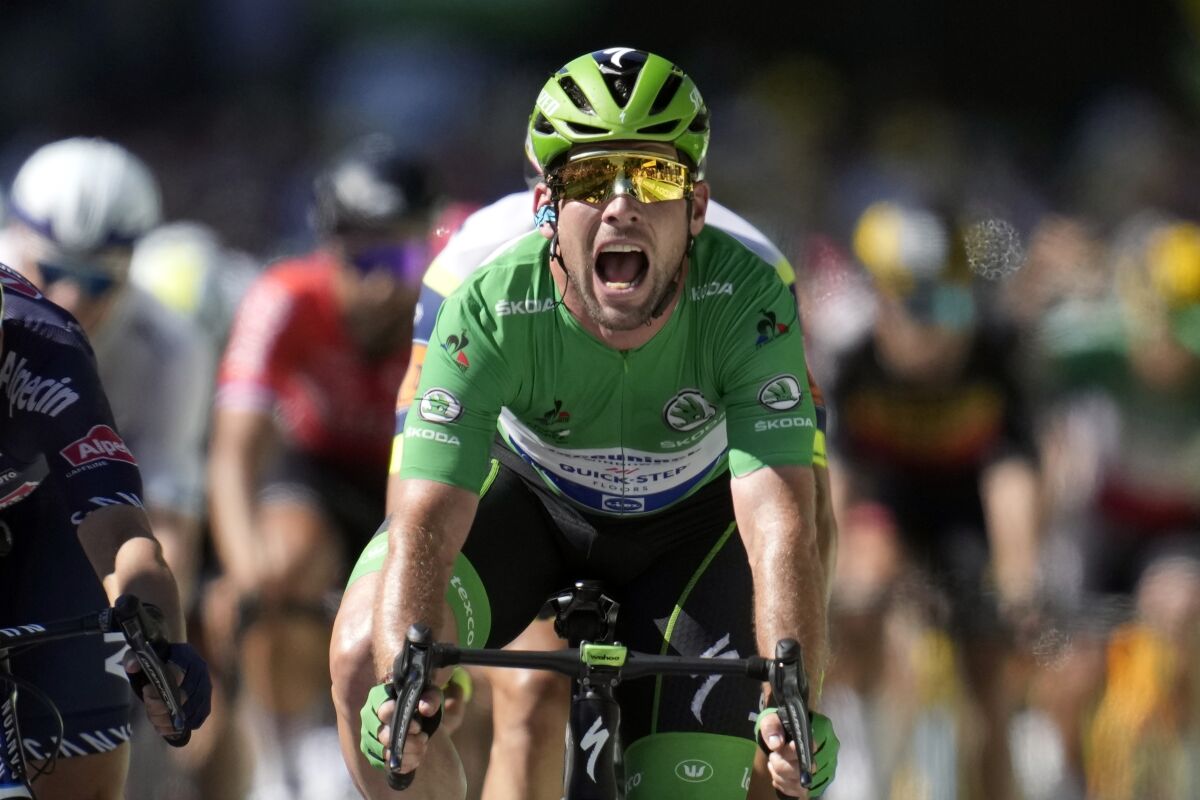 Daarbij Formuleren Optimisme Record-chasing Cavendish extends career by joining Astana - The San Diego  Union-Tribune