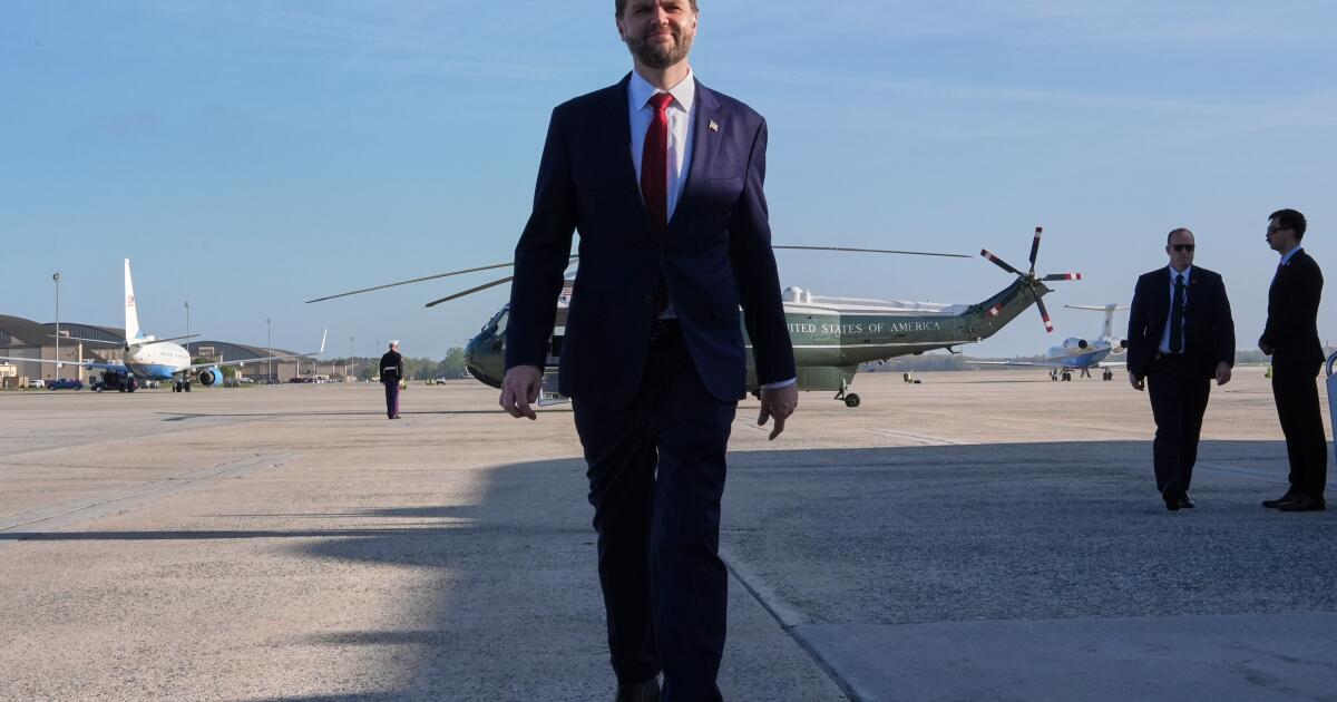 Vance avertit l’Iran de ne pas « se jouer de nous » avant la mission diplomatique au Pakistan