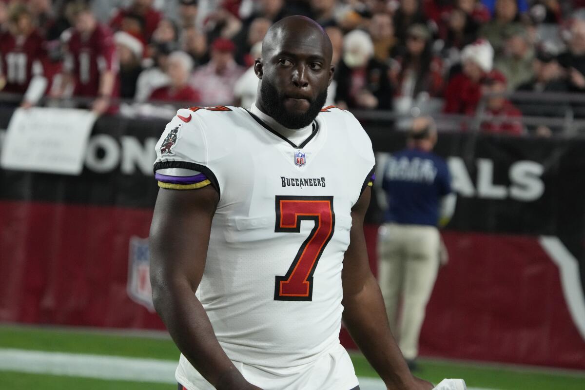 NFL running back Leonard Fournette says his car caught fire on the