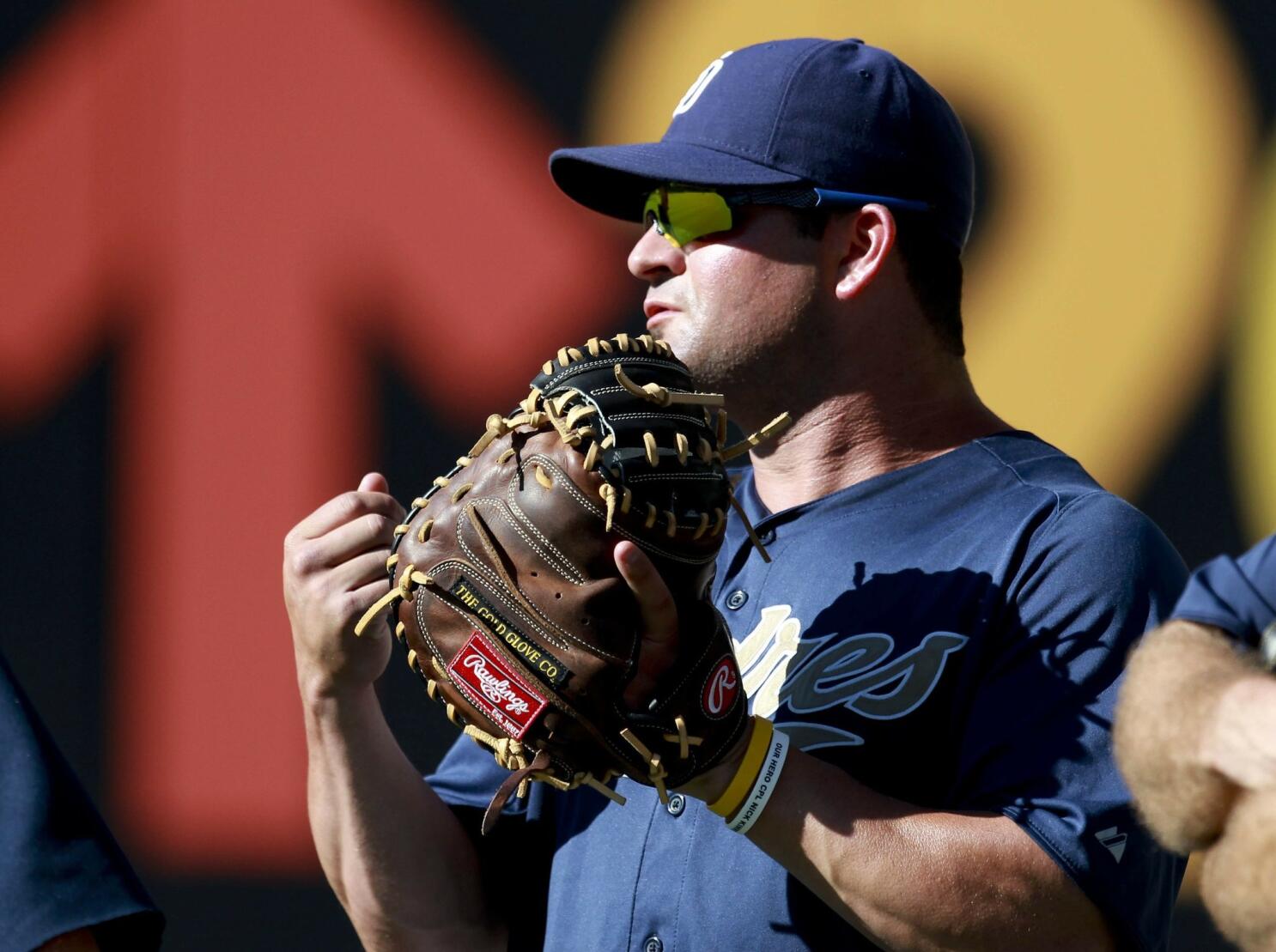 Talking with  Padres infielder Ha-Seong Kim (and translator Leo Bae,  too) - The San Diego Union-Tribune