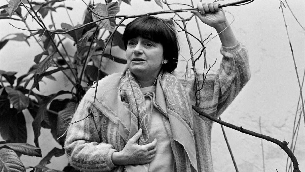 Agnès Varda discusses her film "Vagabond" in Paris in 1986.