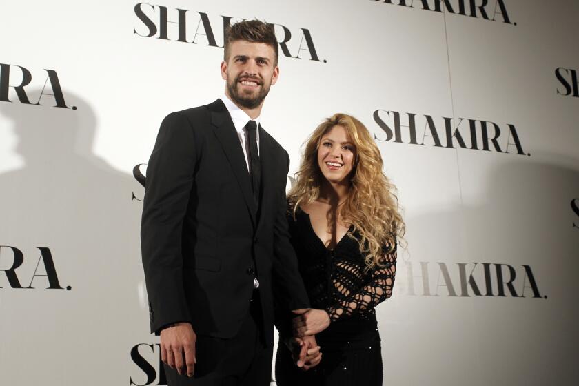 Shakira leaves Barcelona for Miami after Gerard Piqué split - Los Angeles  Times