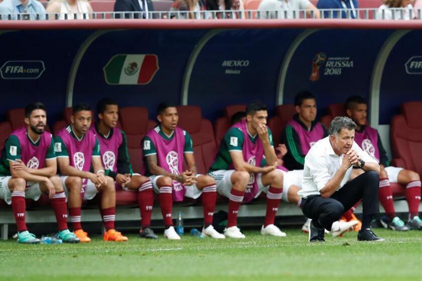El técnico de la selección mexicana de fútbol el colombiano, Juan Carlos Osorio, durante el partido Alemania-México, del Grupo F del Mundial de Fútbol de Rusia 2018, en el Estadio Luzhniki, Rusia, el 17 de junio de 2018. EFE/Archivo