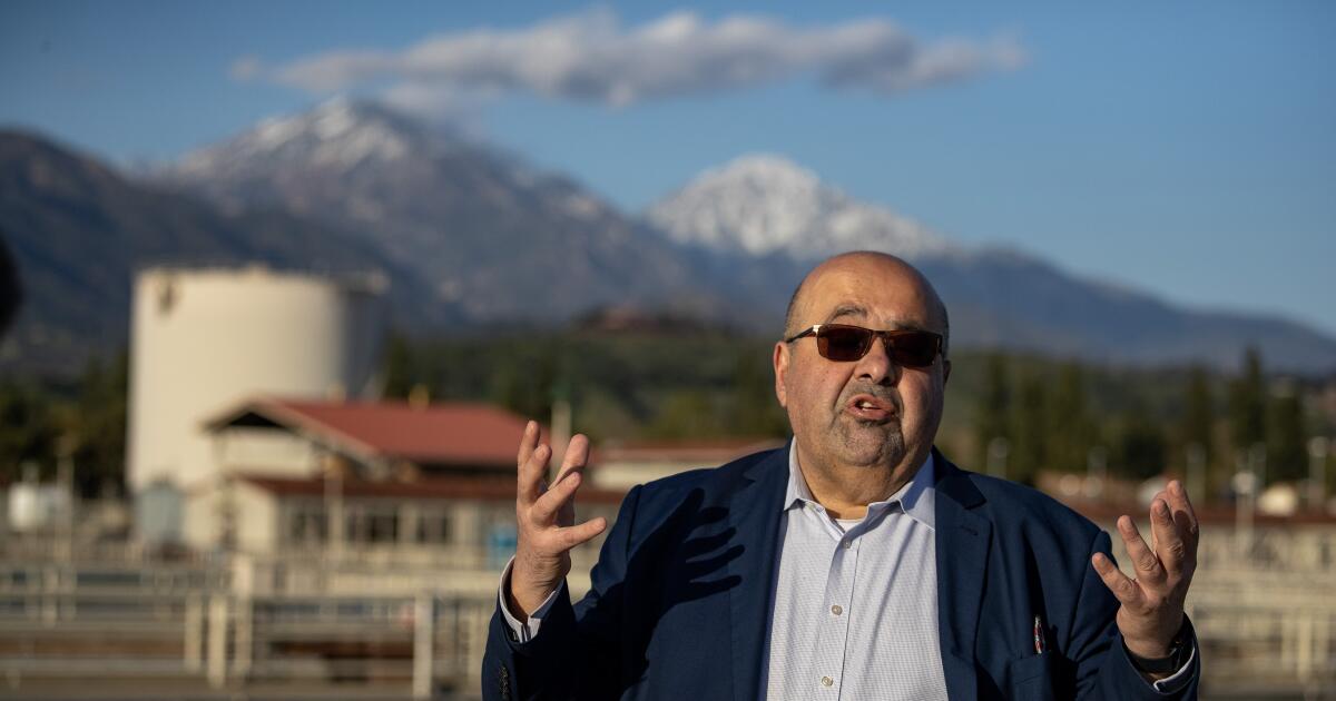 Despite investigation, leader of water agency says agenda unchanged