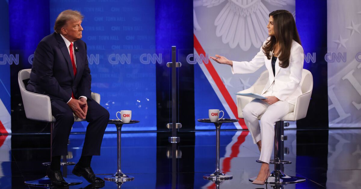 Column: A 2024 Biden-Trump election would be a contest of unpopularity