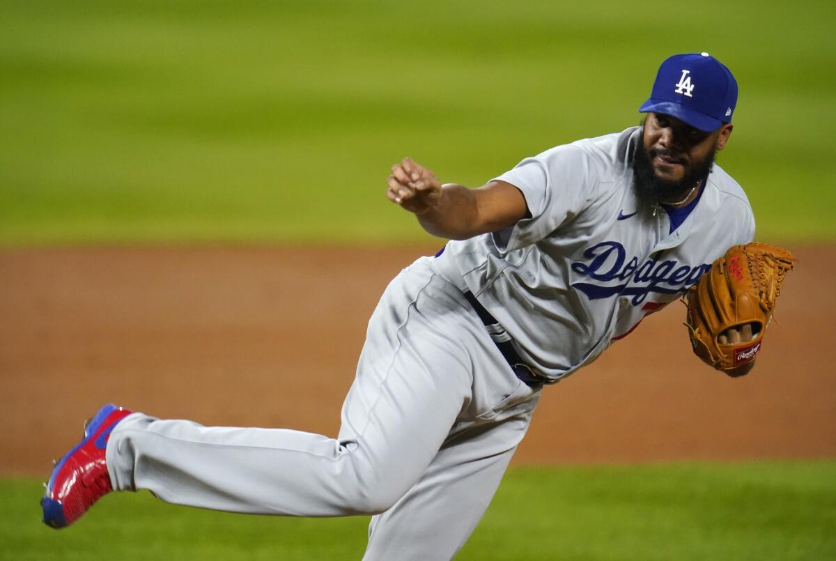 Kenley Jansen delivers a pitch.