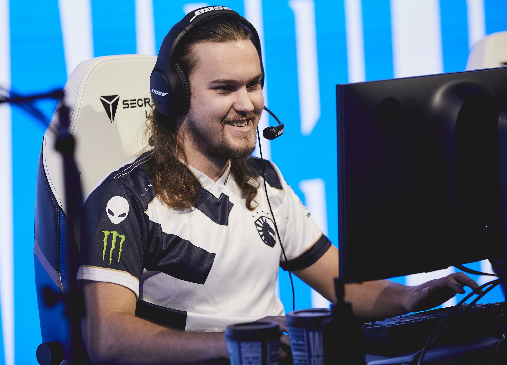 Team Liquid's Lucas “Santorin” Larsen competes at the League of Legends World Championship Groups Stage