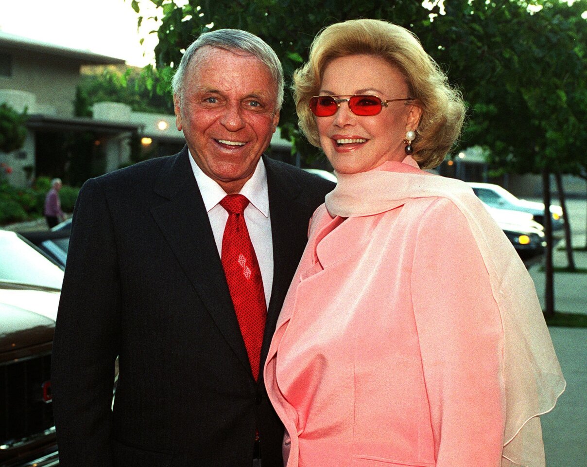 Barbara Sinatra Frank S 4th Wife And Widow Dies At 90 The San Diego Union Tribune