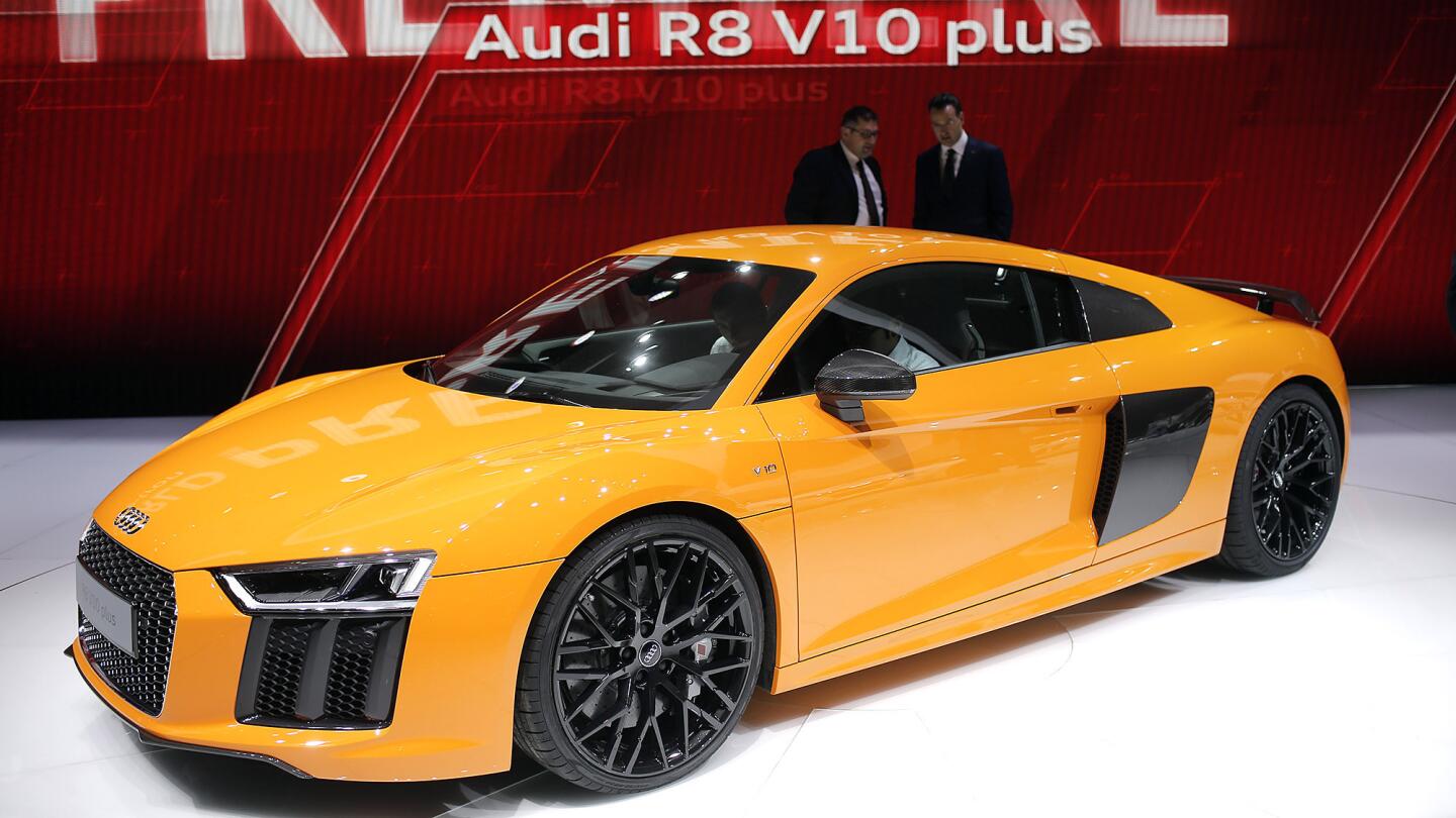 Audi R8 V-10 Plus