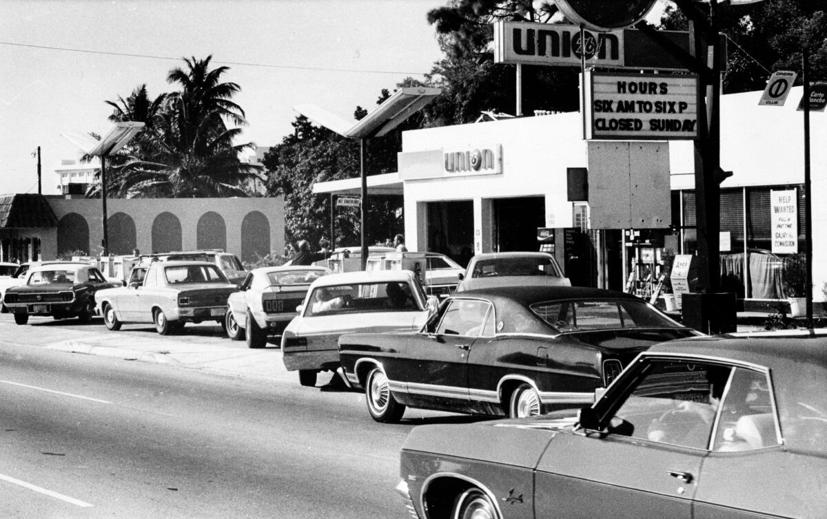 Motorists lined up for gasoline amid a 1973 supply shortage.