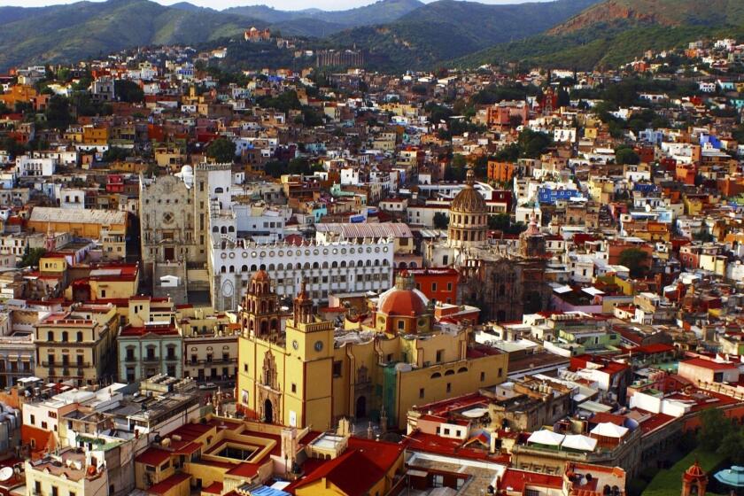 Guanajuato MEXICO -- CHICAGO SYMPHONY ORCHESTRA TRIPS ** TCN OUT ** ORG XMIT: 1K4NOPUG