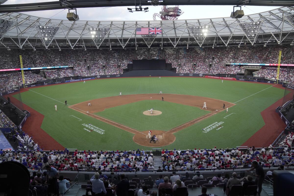 Cubs-Cardinals to play series at London Stadium in June 2023