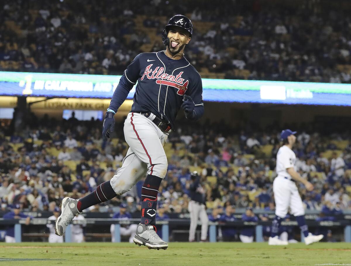 Photos: Dodgers lose to Atlanta Braves in Game 4 of NLCS - Los Angeles Times