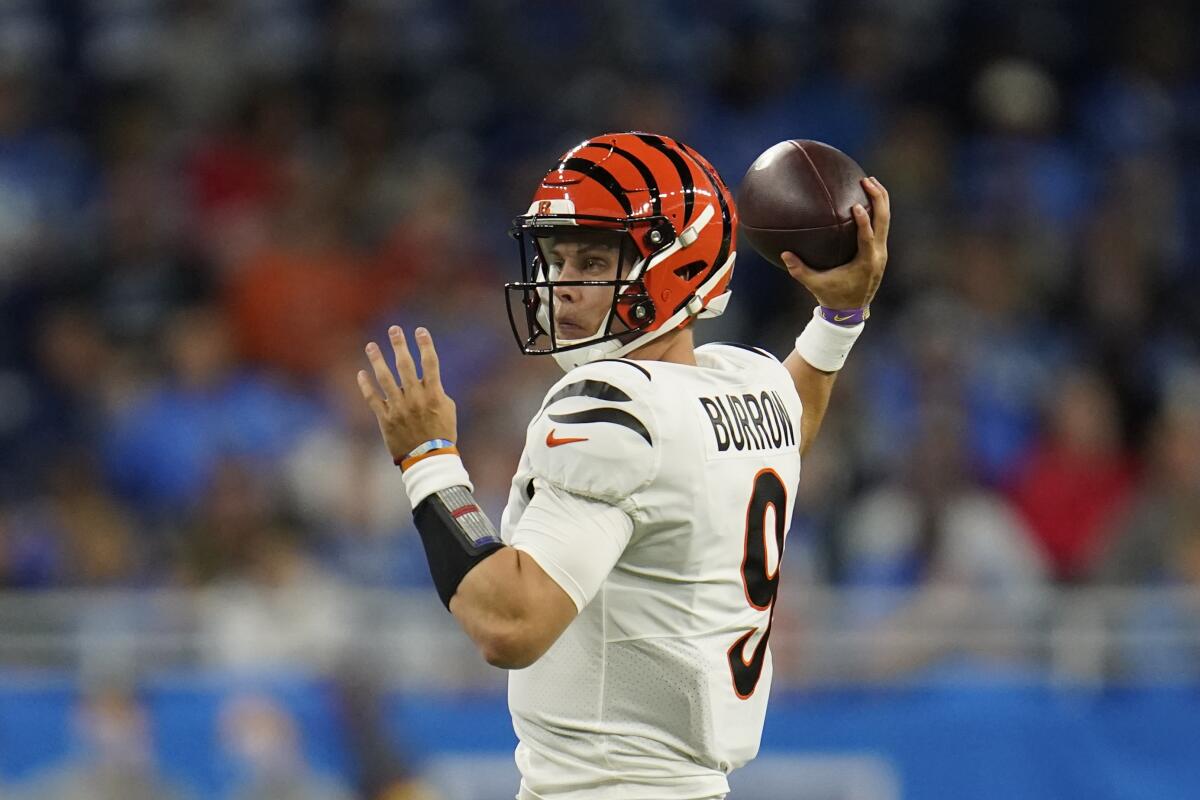 Joe Burrow sets NFL rookie record, picks up first NFL win with Bengals