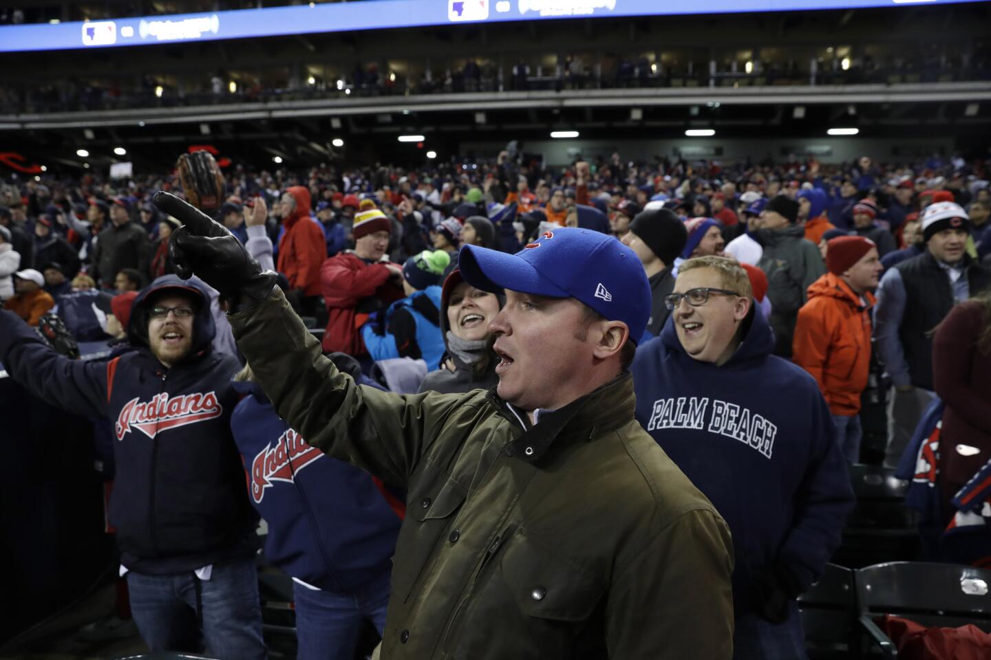 World Series Game 2: Cubs 5, Indians 1 - Los Angeles Times