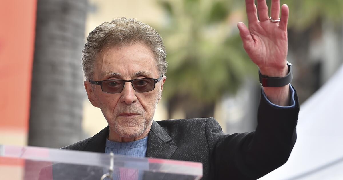 Restraining purchase from Frankie Valli’s eldest son OK’d amid Stroll of Fame honor
