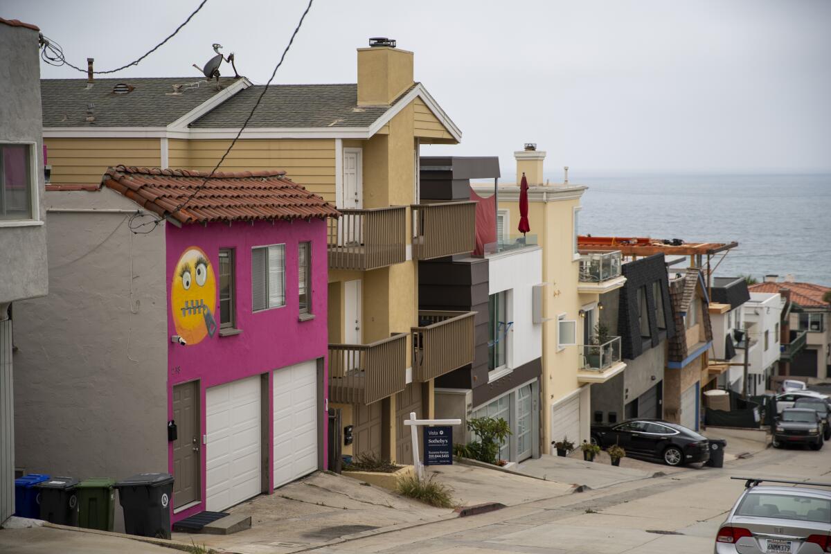 The controversial emoji house on 39th Street in Manhattan Beach