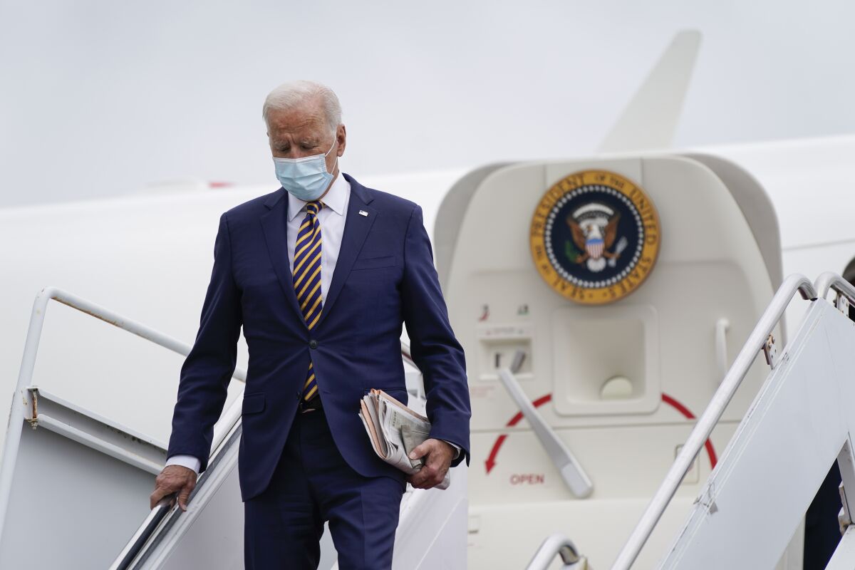 President Joe Biden steps off Air Force One, Friday, Sept. 17, 2021, at Dover Air Force Base, Del. Biden is spending the weekend at his home in Rehoboth Beach, Del. (AP Photo/Patrick Semansky)