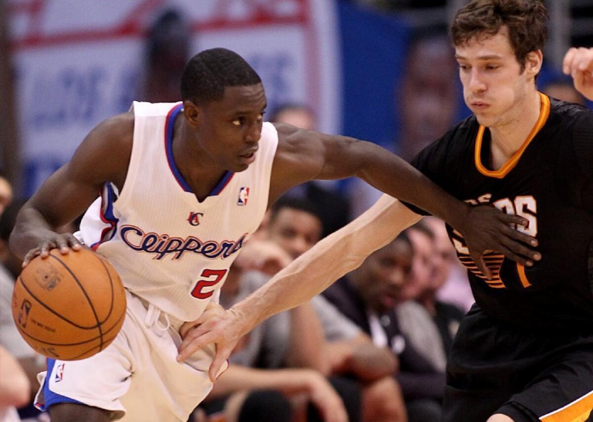 Clippers guard Darren Collison drives to the basket against the Phoenix Suns on Monday.