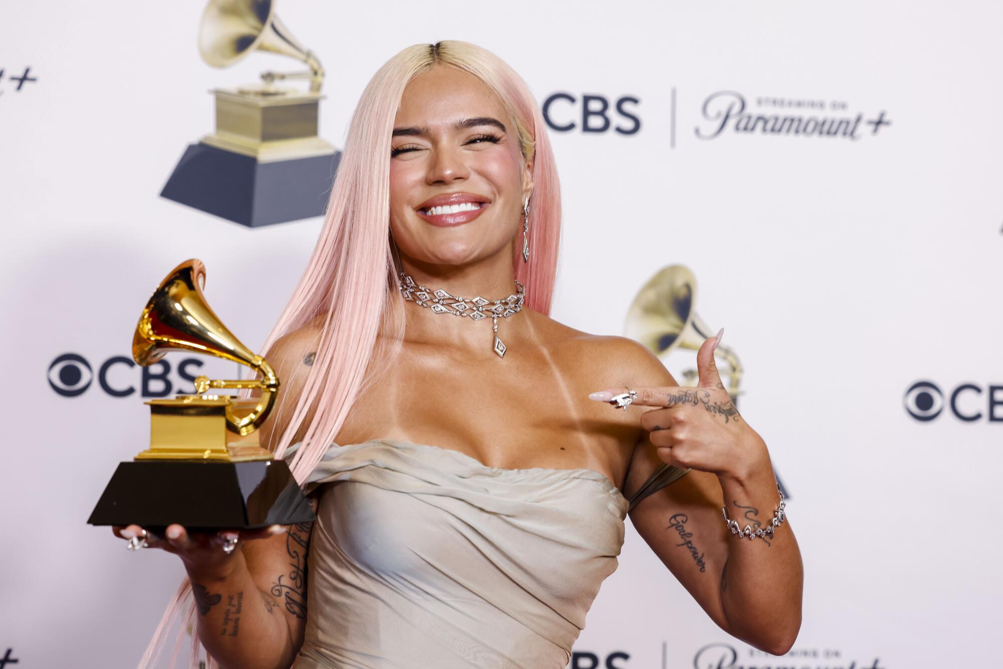 Karol G ganá el Grammy por su álbum "Manana Sera Bonito".
