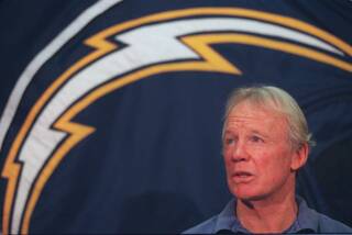 BEATHARD Bobby - 01/05/1996 - Chargers General Manager Bobby Beathard taken at a January 5, 1996 press conference.