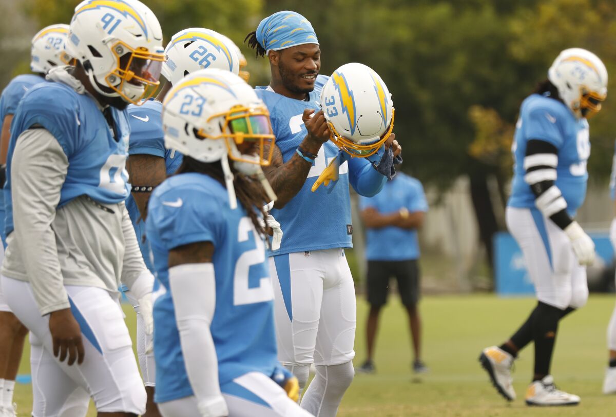 Chargers safety Derwin James Jr., center, takes part in a team practice session in Costa Mesa on Aug. 17.