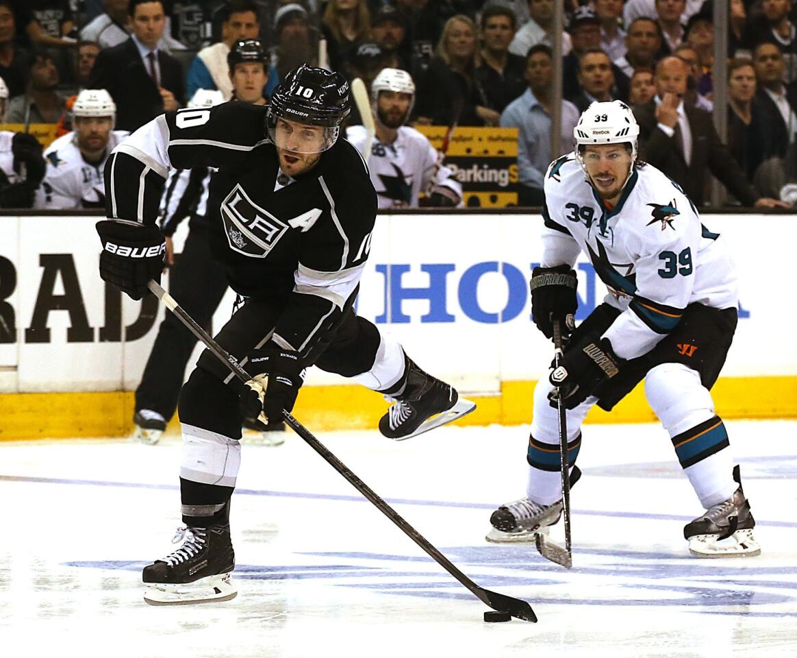 Mike Richards, Logan Couture