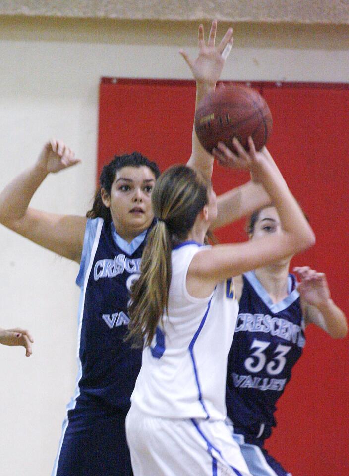 Photo Gallery: CV v. Agoura tournament girls basketball