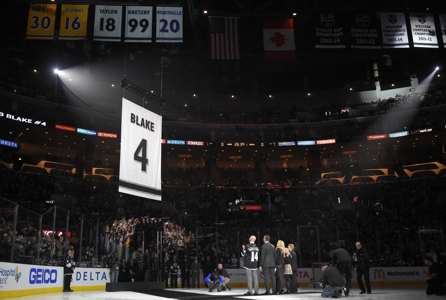 Column: Rob Blake's jersey retirement ceremony is fit for a King - Los  Angeles Times
