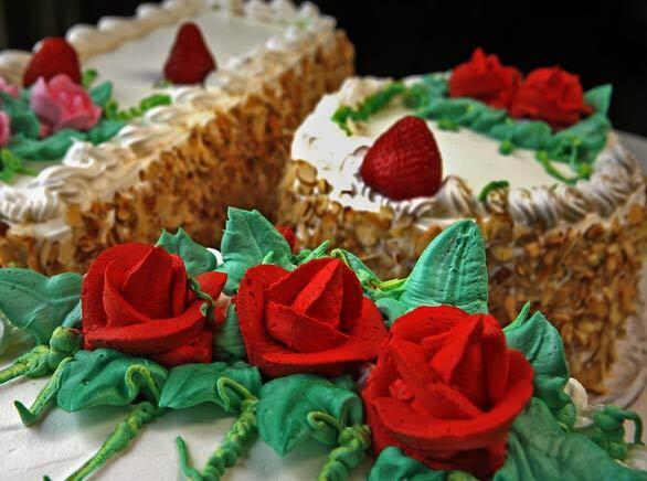 Phoenix Bakery's strawberry cakes