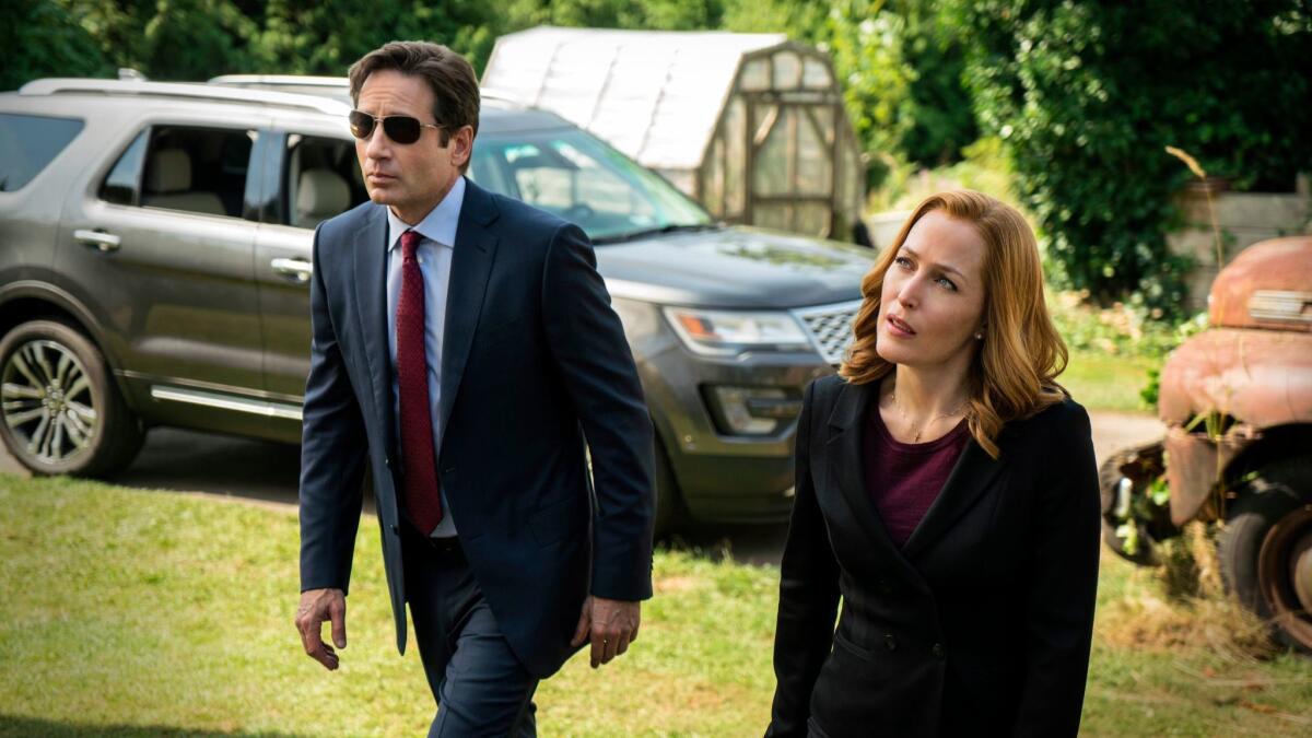 "The X-Files," with David Duchovny and Gillian Anderson, will be returning again to Fox in the 2017-18 season.
