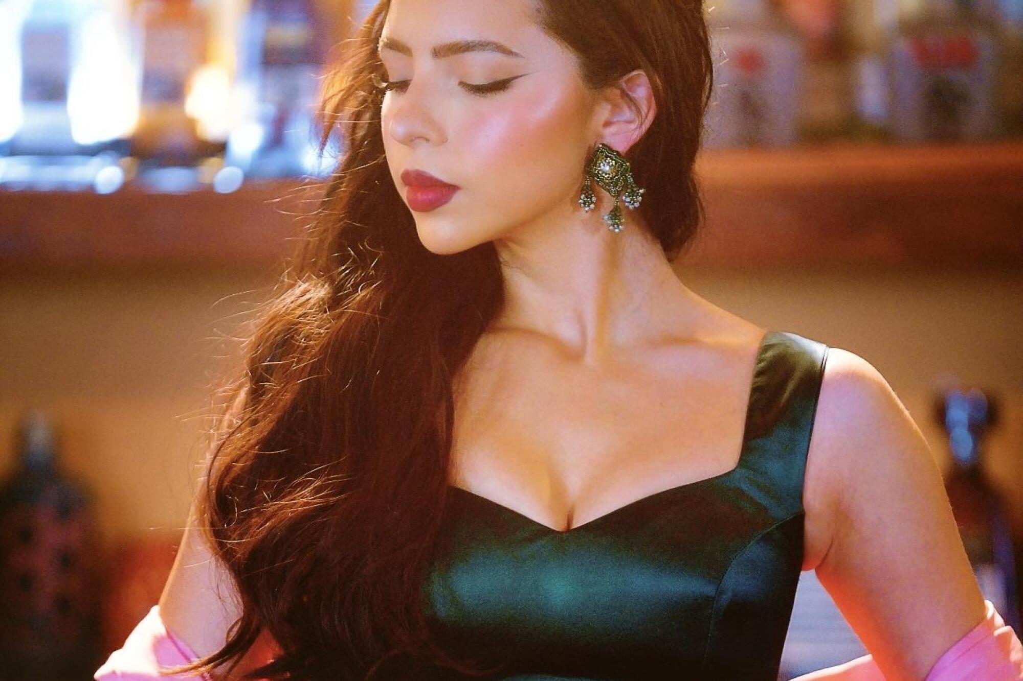 Una imagen promocional reciente de la cantante Ángela Aguilar.
