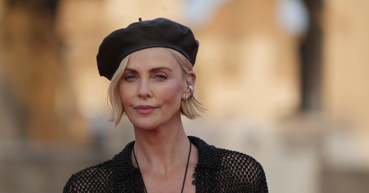 Charlize Theron, 'RuPaul's Drag Race' guest judge, tells drag community: 'Don't give up' Charlize Theron, 'RuPaul's Drag Race' guest judge, tells drag community: 'Don't give up'