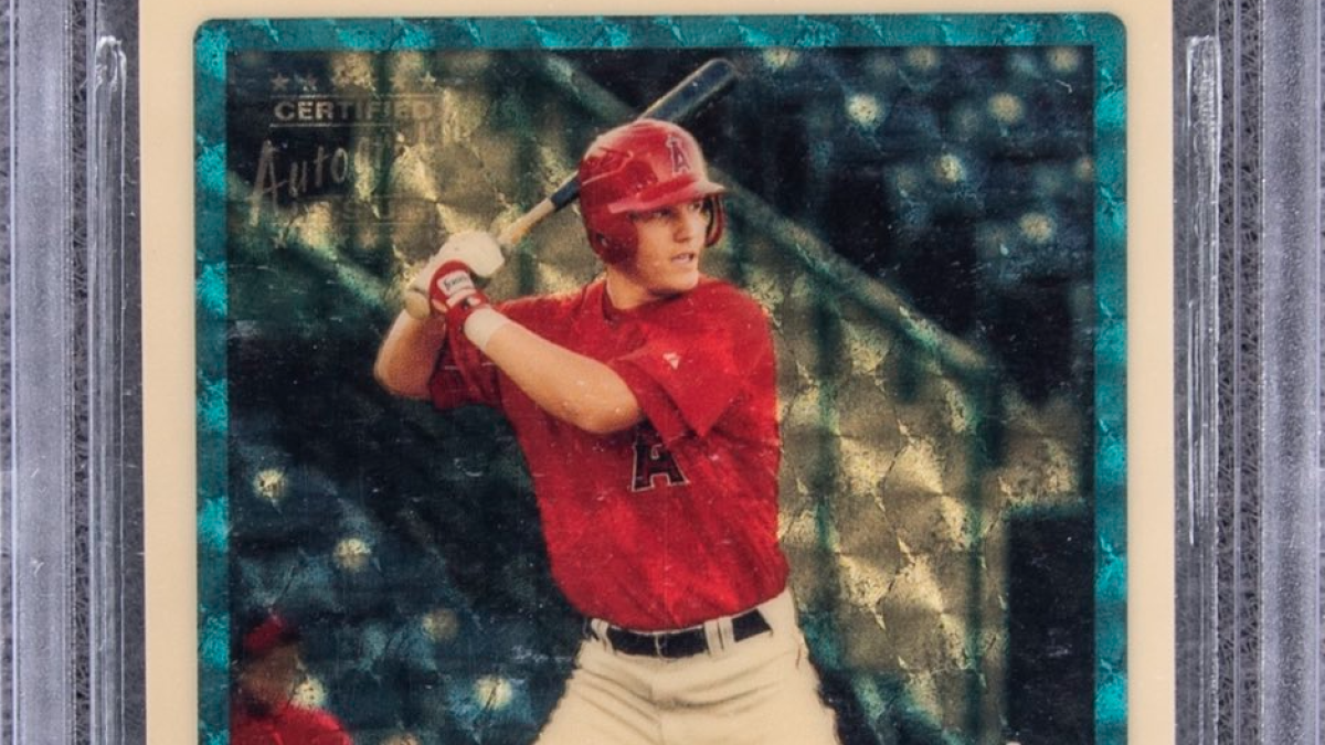 Mike Trout rookie card sells for $186,000 at auction – Orange County  Register