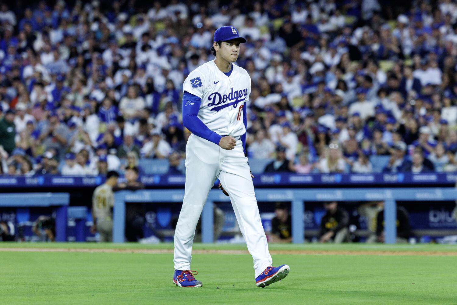 Shohei Ohtani and Dalton Rushing back in sync during Dodgers' win over Padres