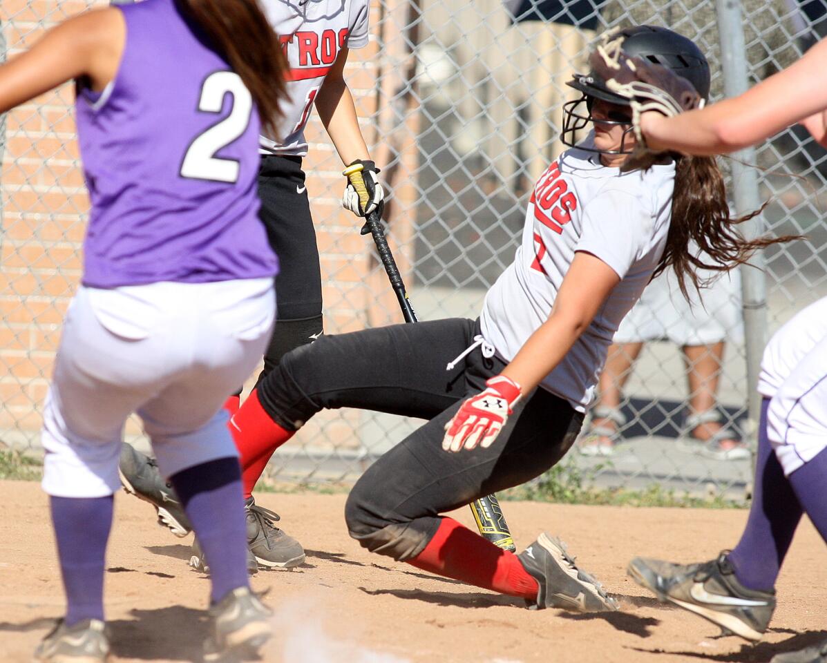 Photo Gallery: Glendale softball defeats Hoover in Pacific League game