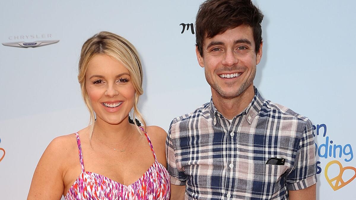 "Bachelorette" alum Ali Fedotowsky and Kevin Manno welcomed baby girl Molly Sullivan Manno on Wednesday.