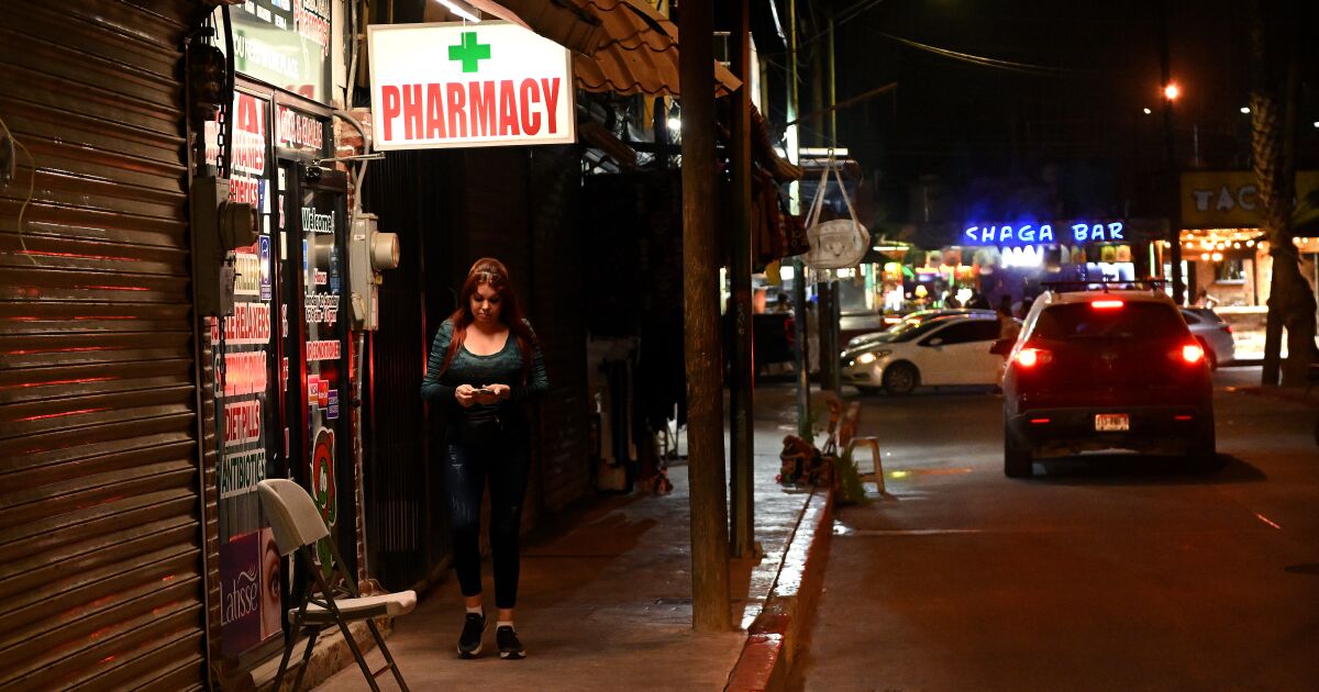 Some pharmacies in Mexico passing off fentanyl, meth as legitimate pharmaceuticals