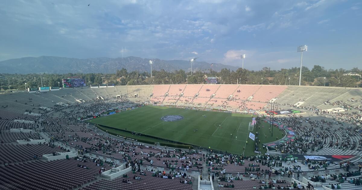 Los Angeles menghukum Meksiko dengan partisipasi buruk dalam debut Javier Aguirre