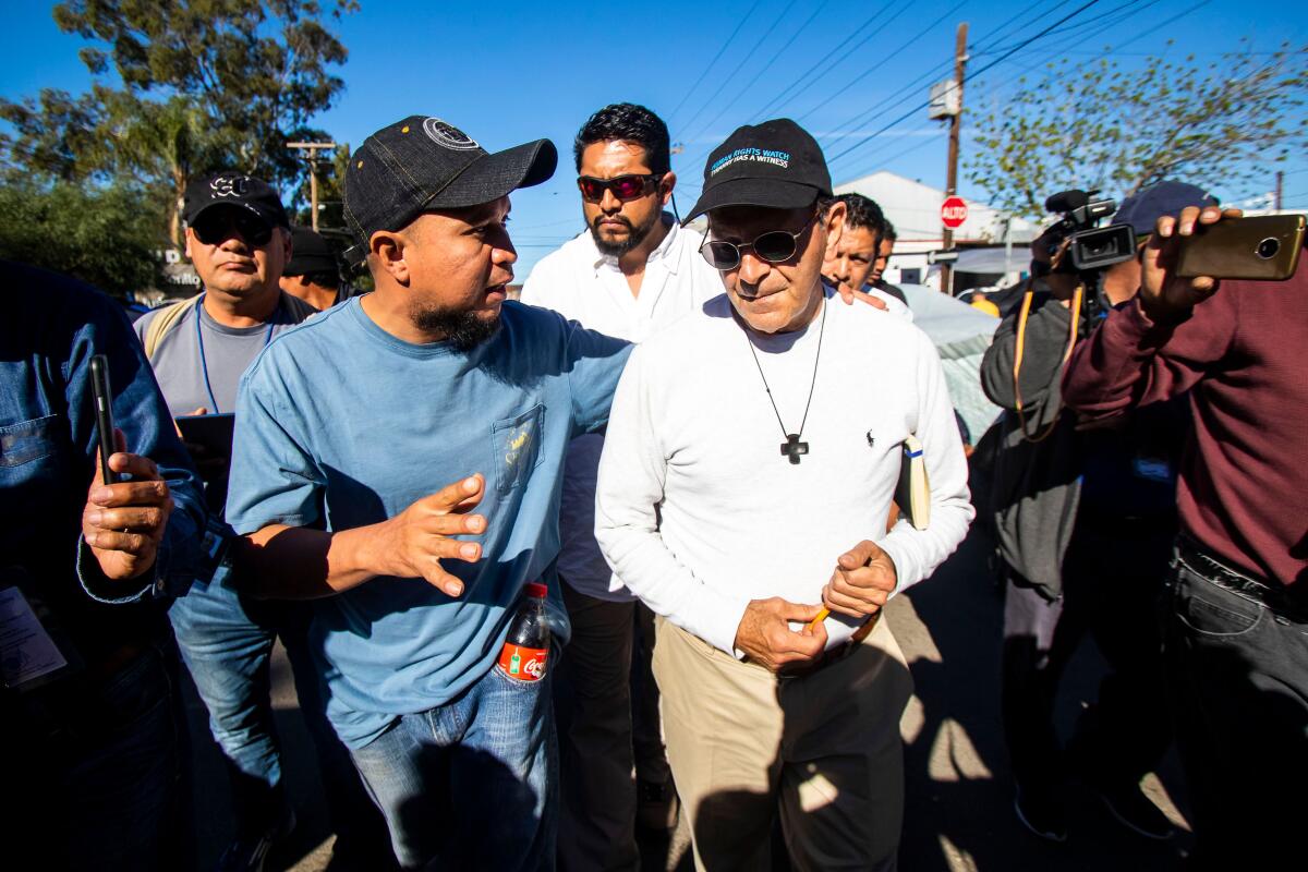 Father Alejandro Solalinde visits migrants