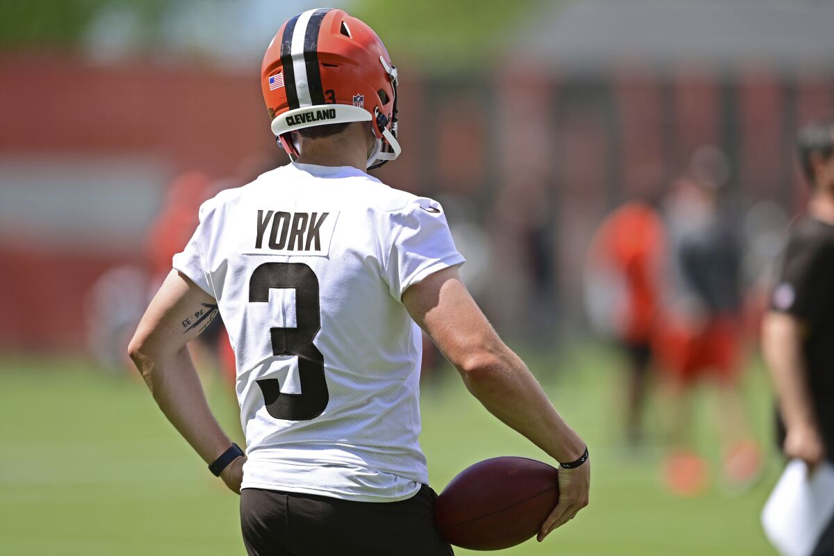 Cleveland Browns kicker Cade York during the NFL football team's rookie minicamp, Friday, May 13, 2022, in Berea, Ohio. (AP Photo/David Dermer)