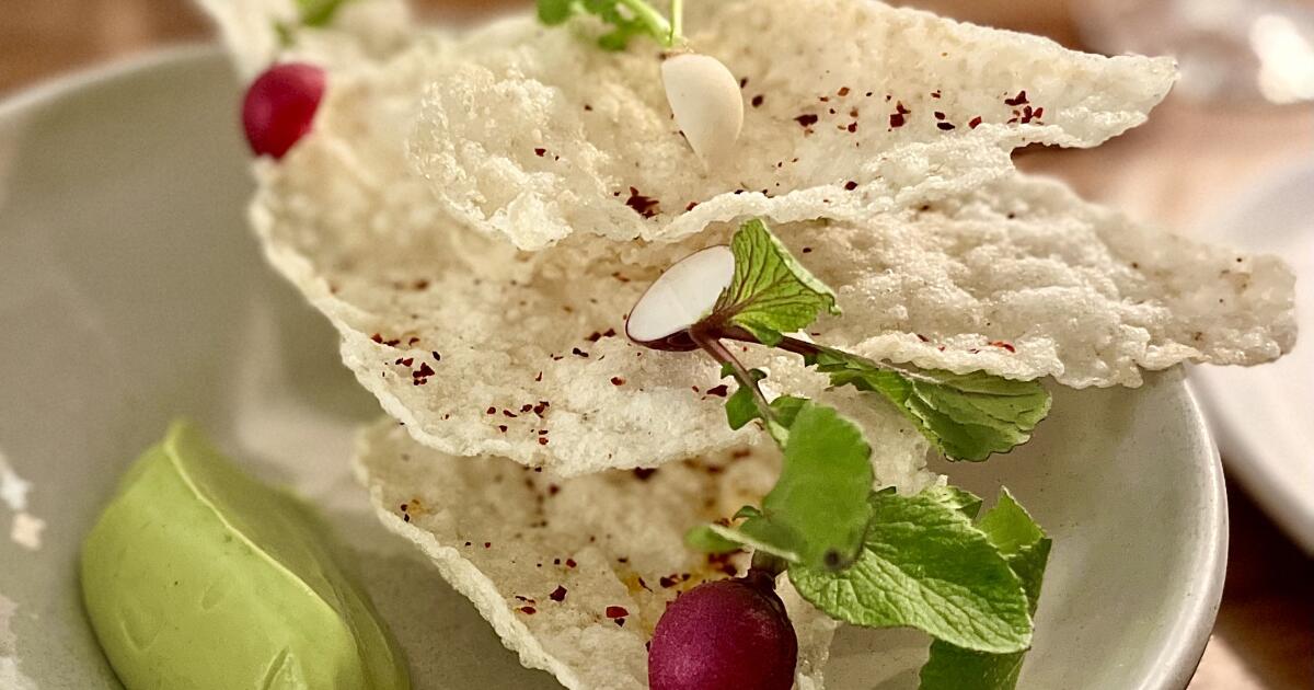 What happens when a chef invites paying customers into his home for dinner