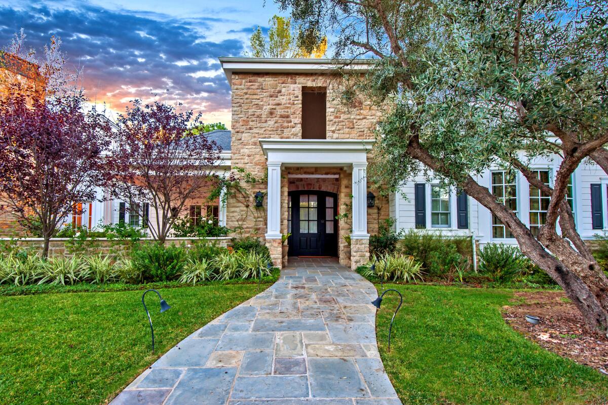 Lakers center Tyson Chandler sold his Hidden Hills home to former Dodger Randy Wolf.
