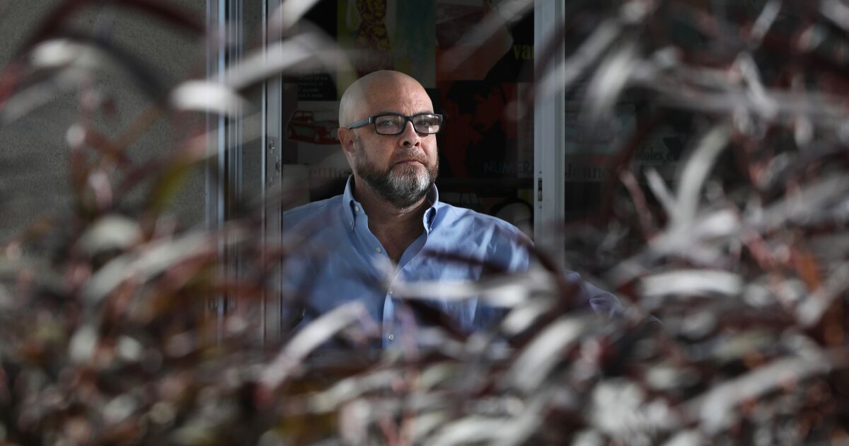 California lawmakers want to make social media safer for young people. Can they finally succeed? California lawmakers want to make social media safer for young people. Can they finally succeed?