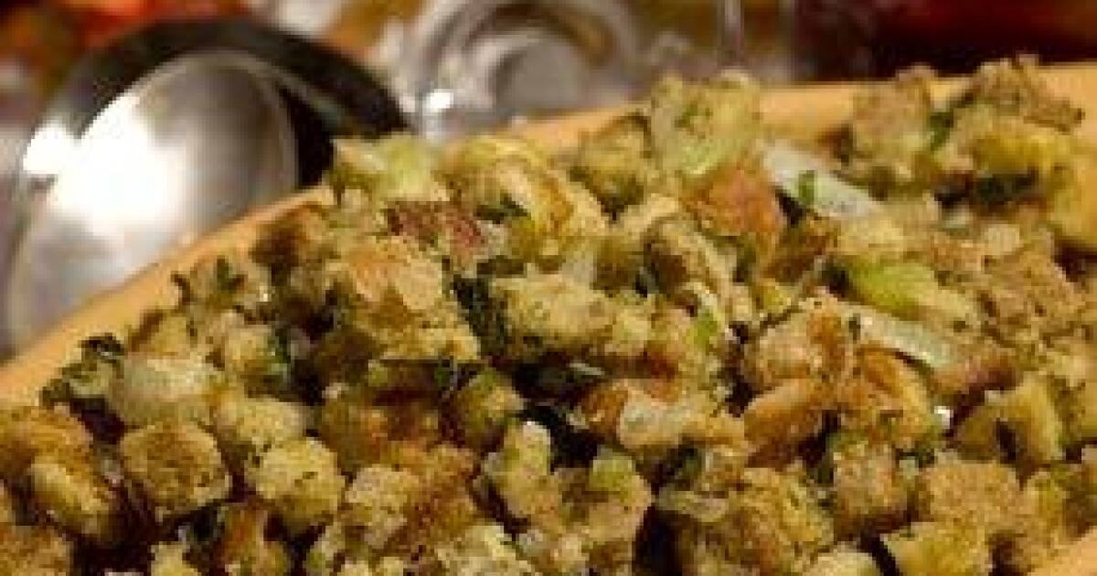Basic bread stuffing Recipe - Los Angeles Times