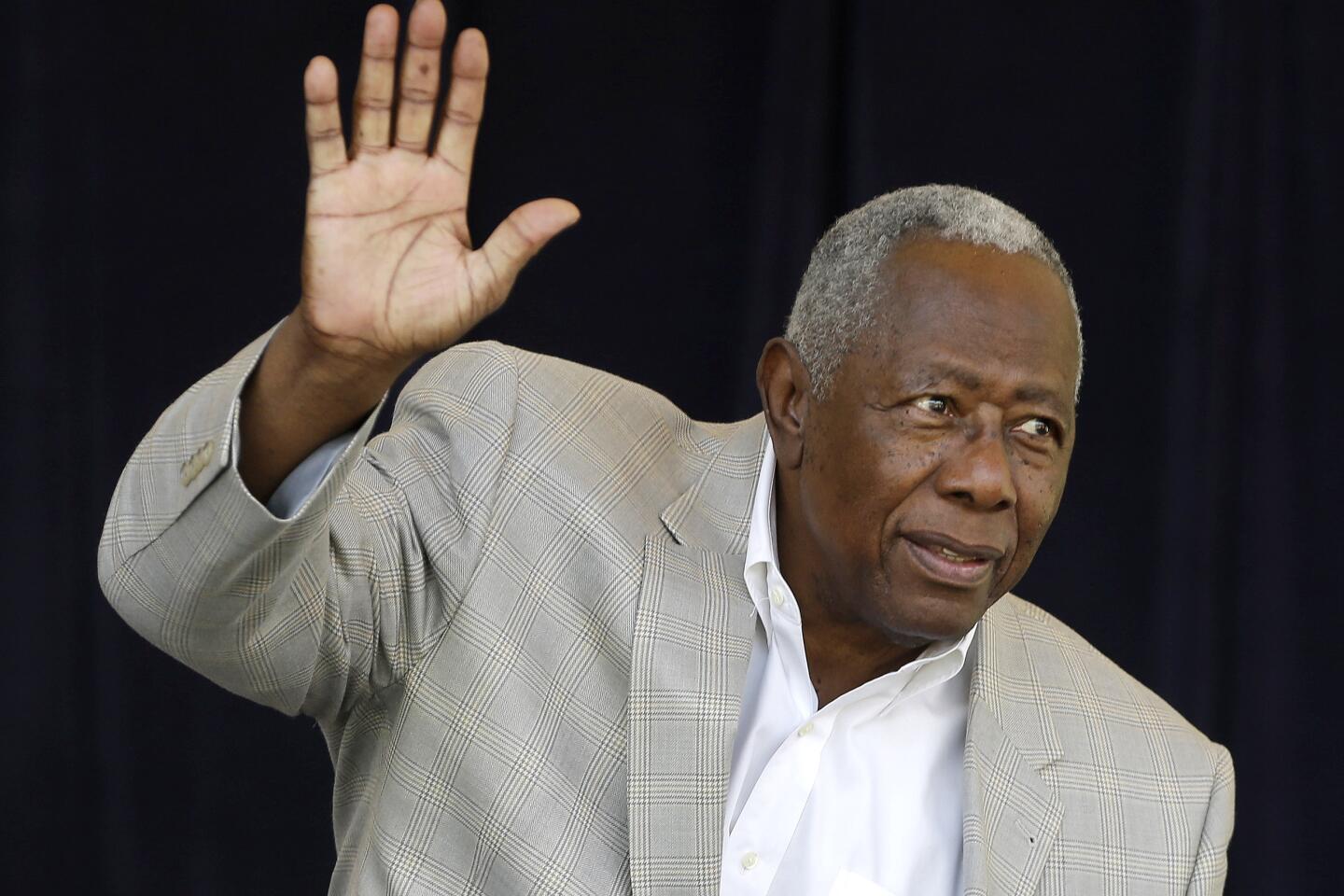 Willie Mays, other legends react to Hank Aaron's death: 'best