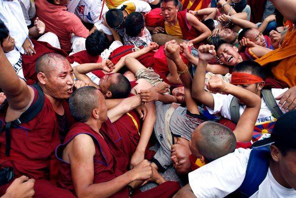 Tuesday: The Day In Photos, Tibetan exile protest