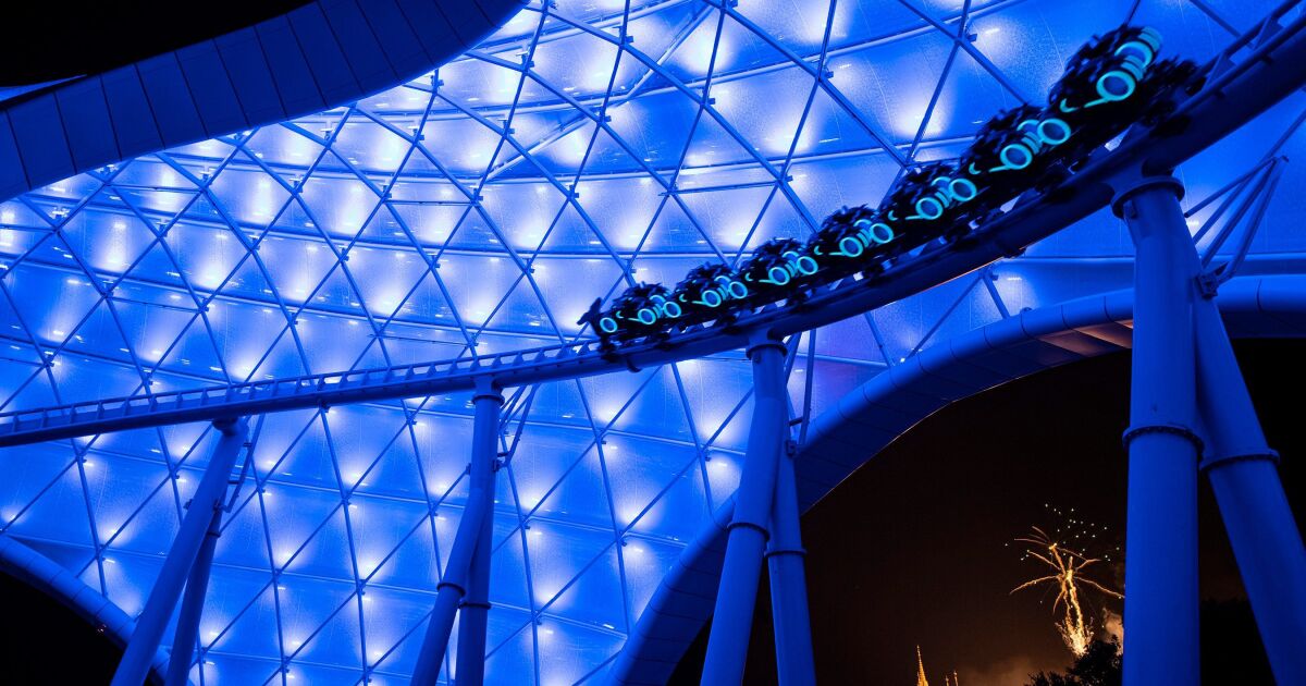 Le montagne russe Tron Lightcycle/Run di Disney World apriranno il prossimo aprile