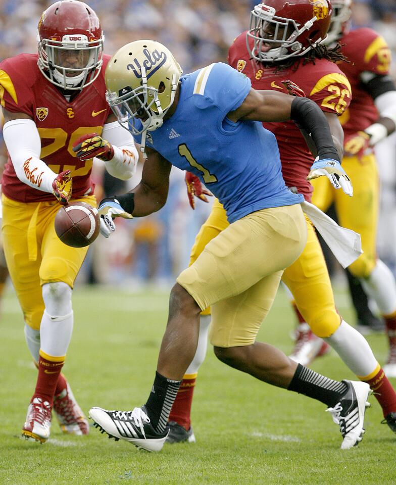 Photo Gallery: UCLA triumphs over USC at Rose Bowl
