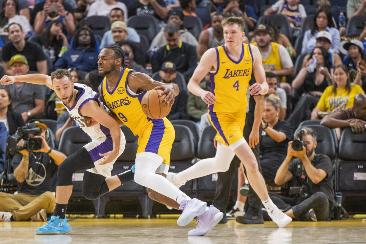 'Rahatlamak': Bronny James, Lakers'taki ilk maçında hem isabetli hem isabetsiz